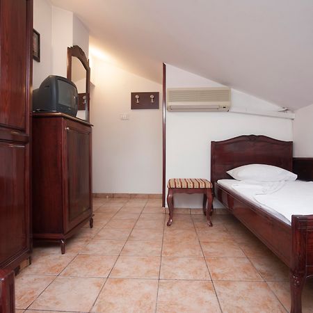 Hotel Vila Lux Budva Ngoại thất bức ảnh