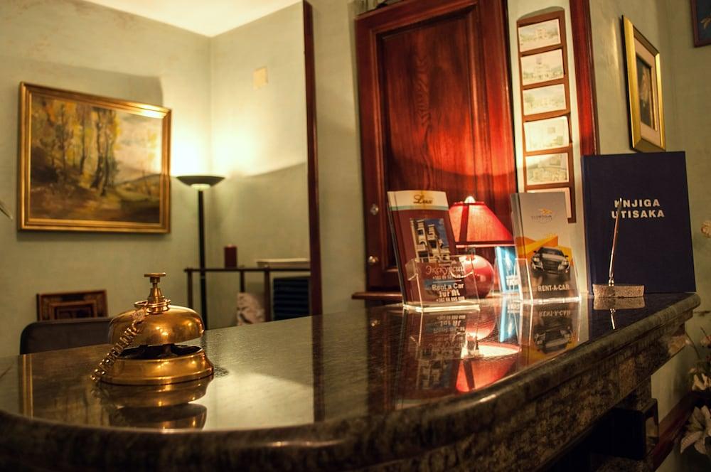 Hotel Vila Lux Budva Ngoại thất bức ảnh