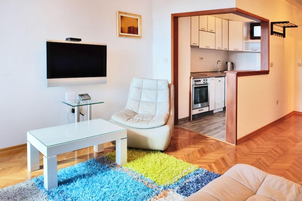 Hotel Vila Lux Budva Ngoại thất bức ảnh
