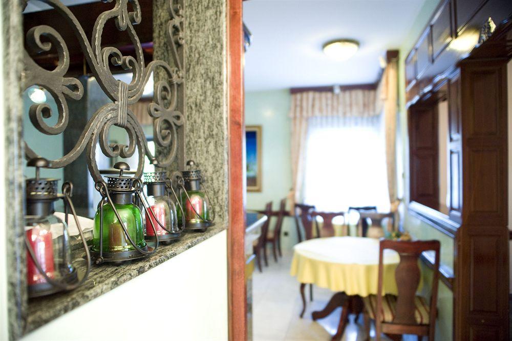 Hotel Vila Lux Budva Ngoại thất bức ảnh