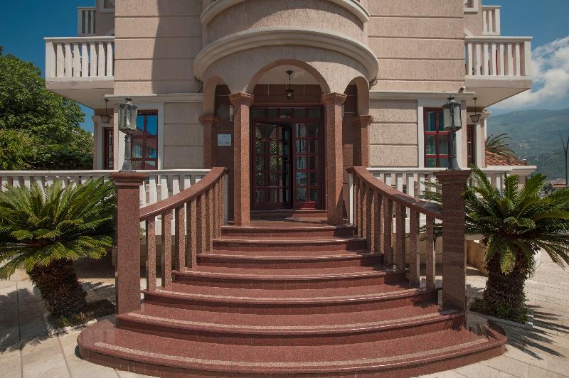 Hotel Vila Lux Budva Ngoại thất bức ảnh